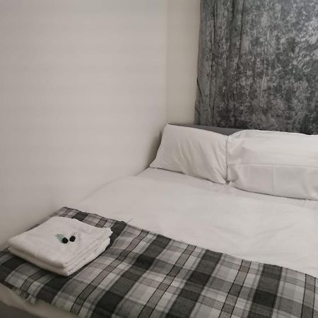 Hotel Ella'S Place Luton  Exteriér fotografie